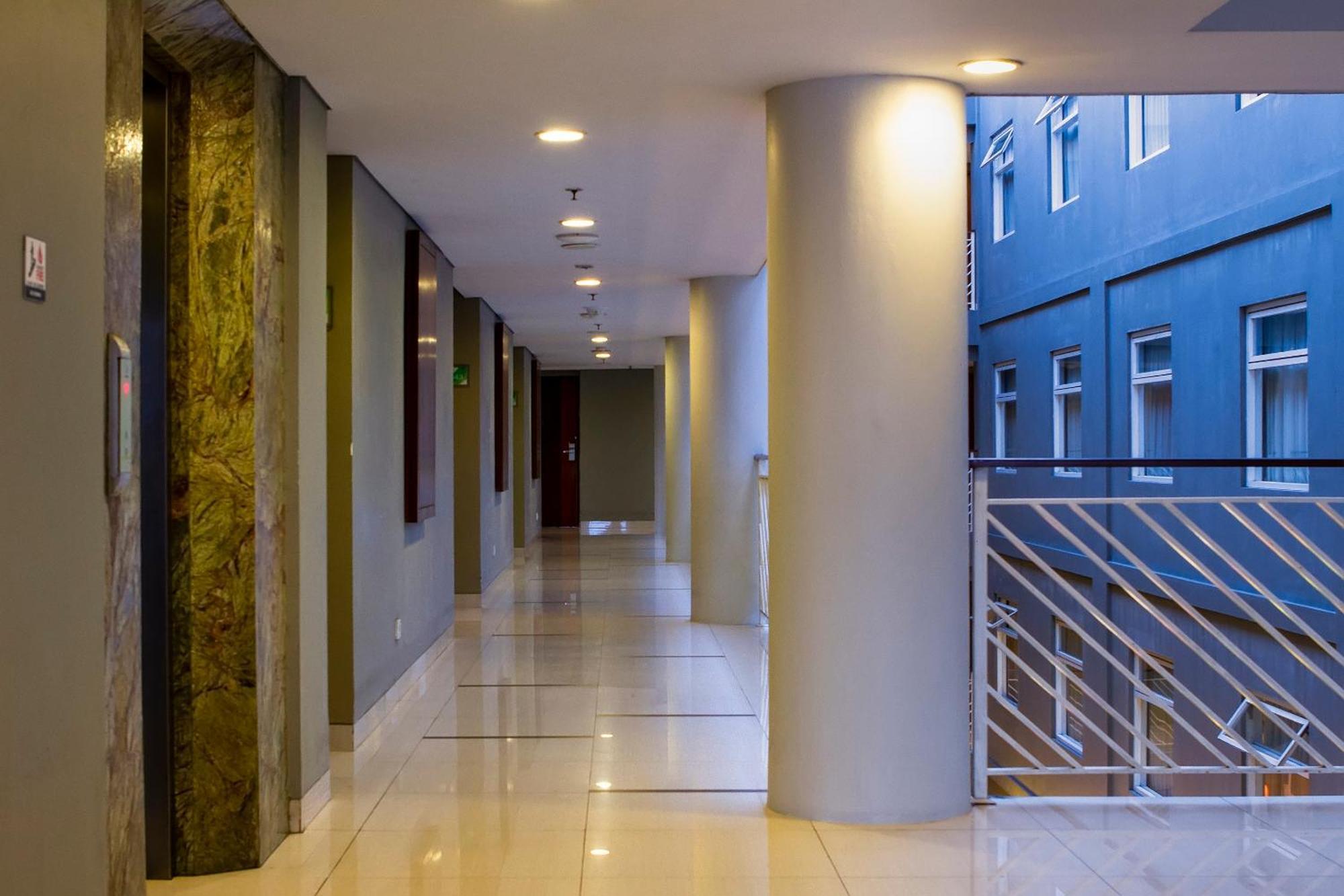 Primebiz Hotel Kuta Kuta Lombok Exterior foto